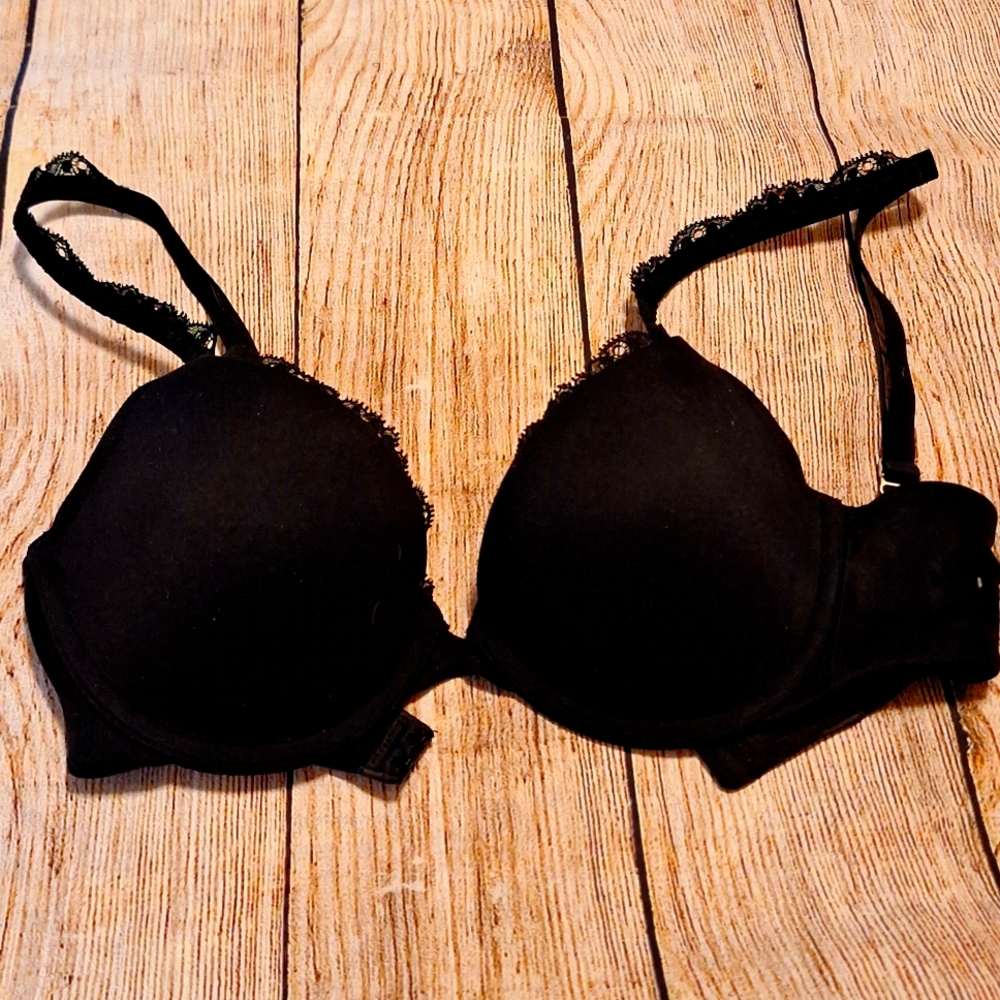 Soma bra black under wire 32c